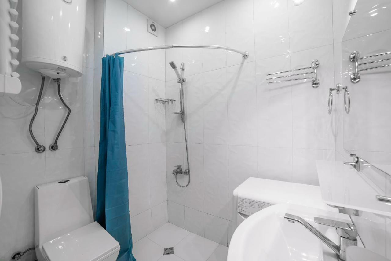 Apart Hotel Irida 巴统 外观 照片